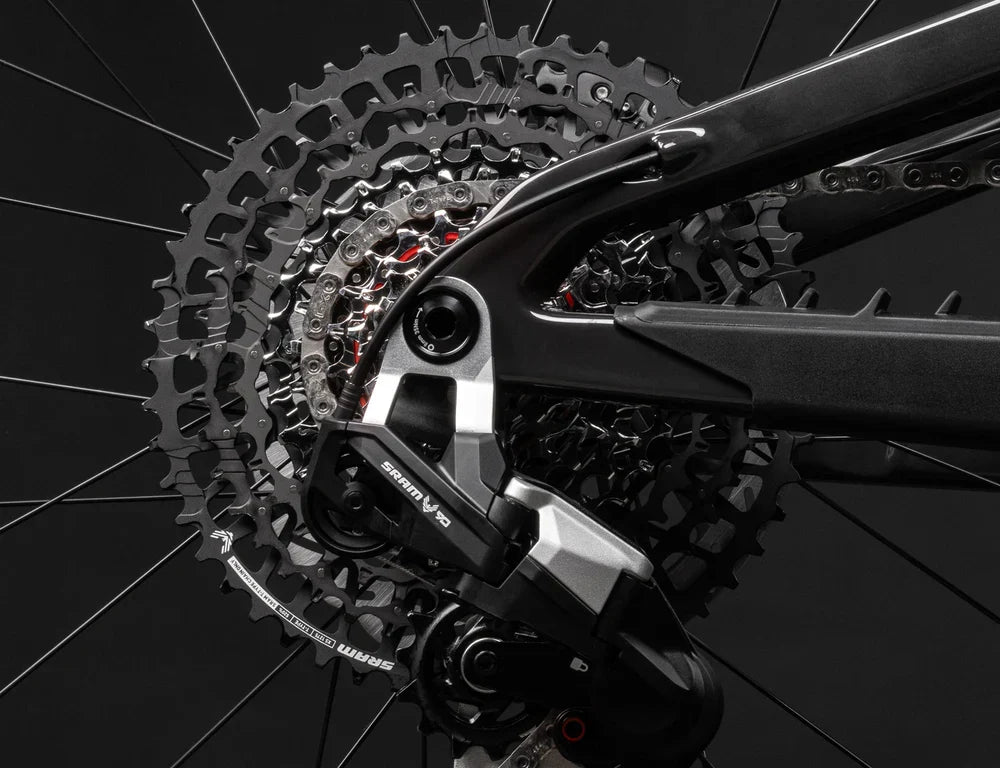 Santa Cruz Hightower Carbon 29 - 90 Kit - Gloss Brick Red - 2026